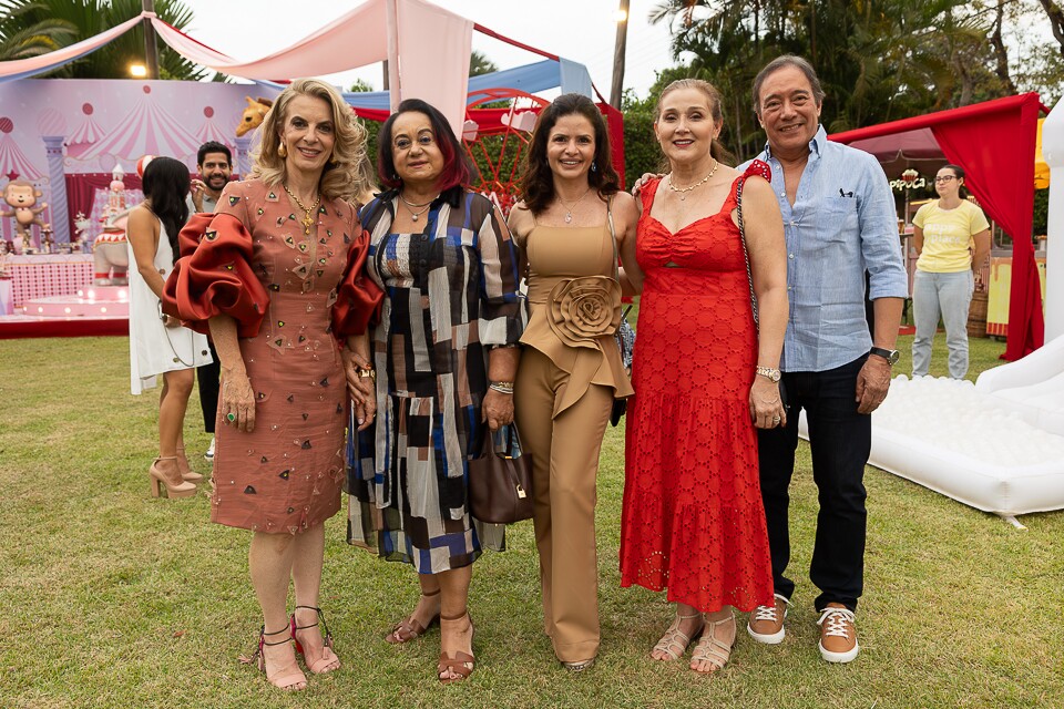 Andrea Meireles, Vandira Peixoto, Gerlane Bacarin, Claudia Paixao e Ely Paixão