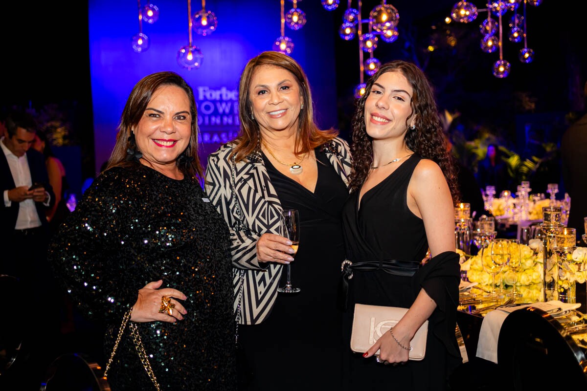 Bernardete Martins, Sueli Rodrigues e Débora Martins