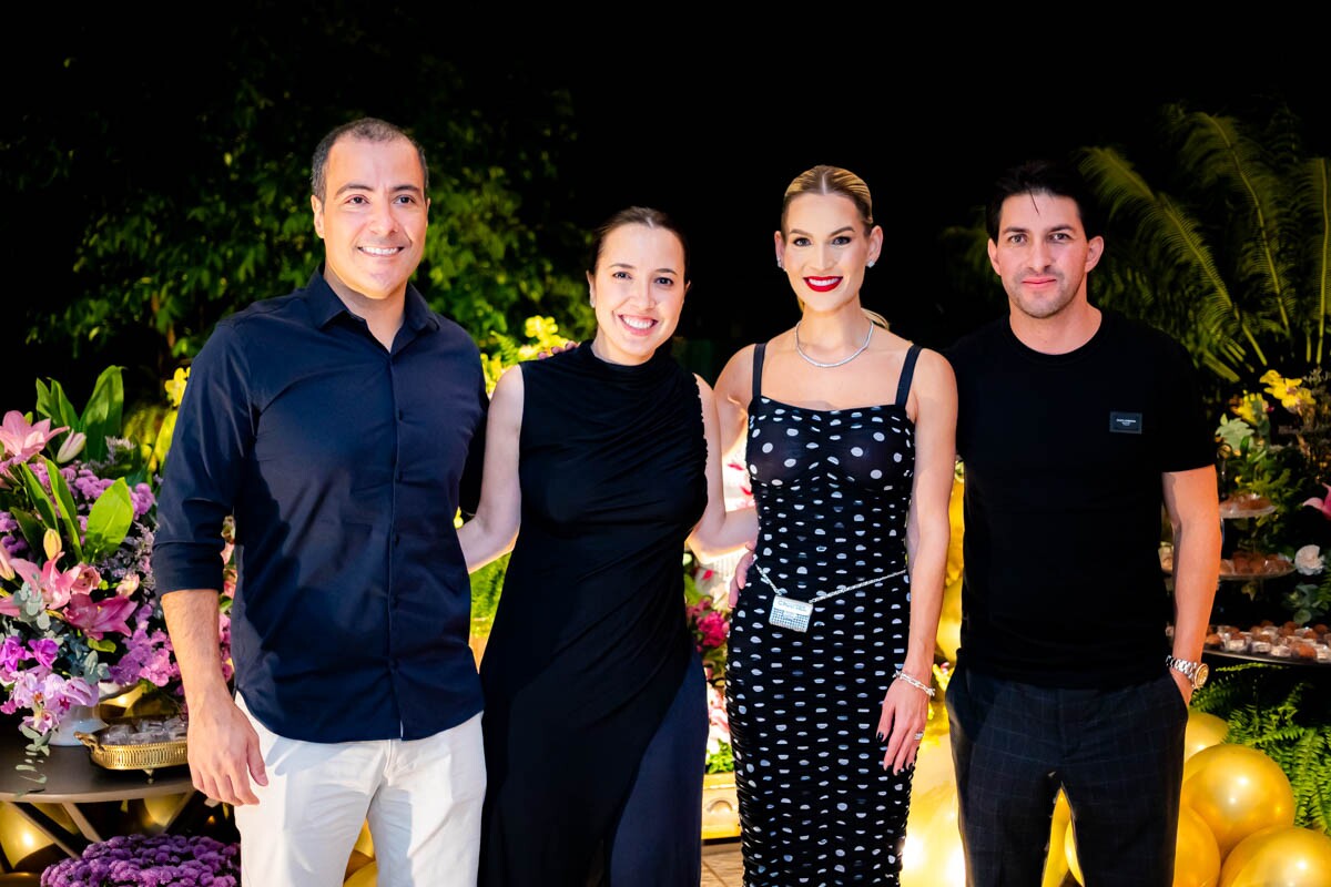 Bernardo Antunes, Carol Resende, Mariana Arraes e Cristiano Araújo