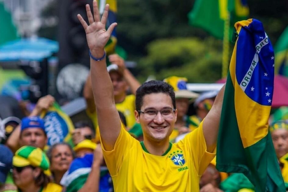 Joaquim Roriz Neto (PL)) na Avenida Paulista