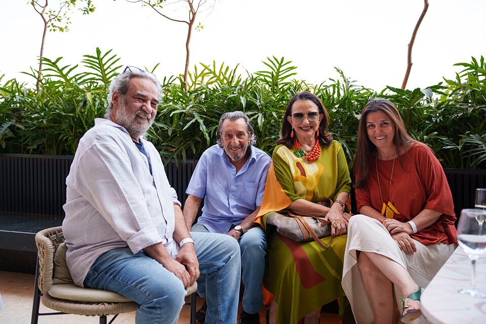 Carlos Alberto Oliveira, Celso Martins, Moema Leão e Valéria Pena-Costa