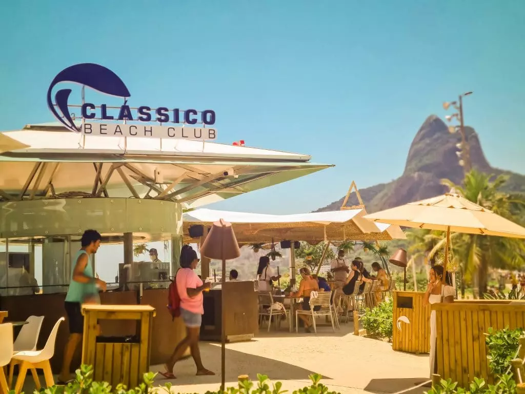 Clássico Beach Club