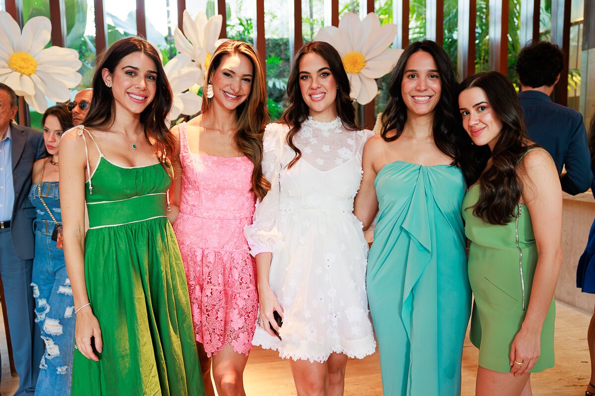 Duda Amaral, Gabi Muniz, Bebel Lobão, Isabella Lira e Rafaela Nery