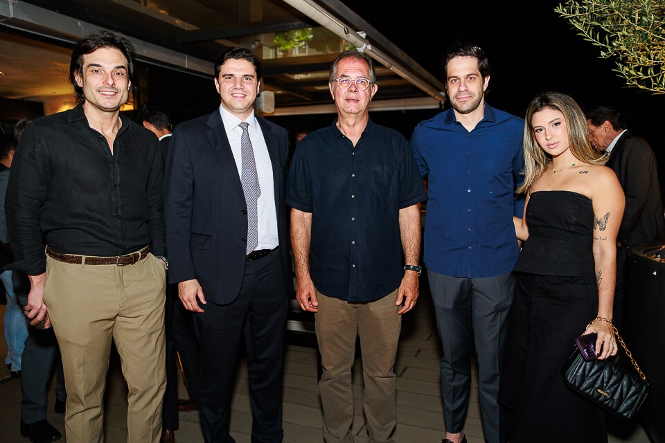 Felipe Freitas, Francisco Agosti, Francisco Amaro, Fabio Fialho e Thauane Amorim