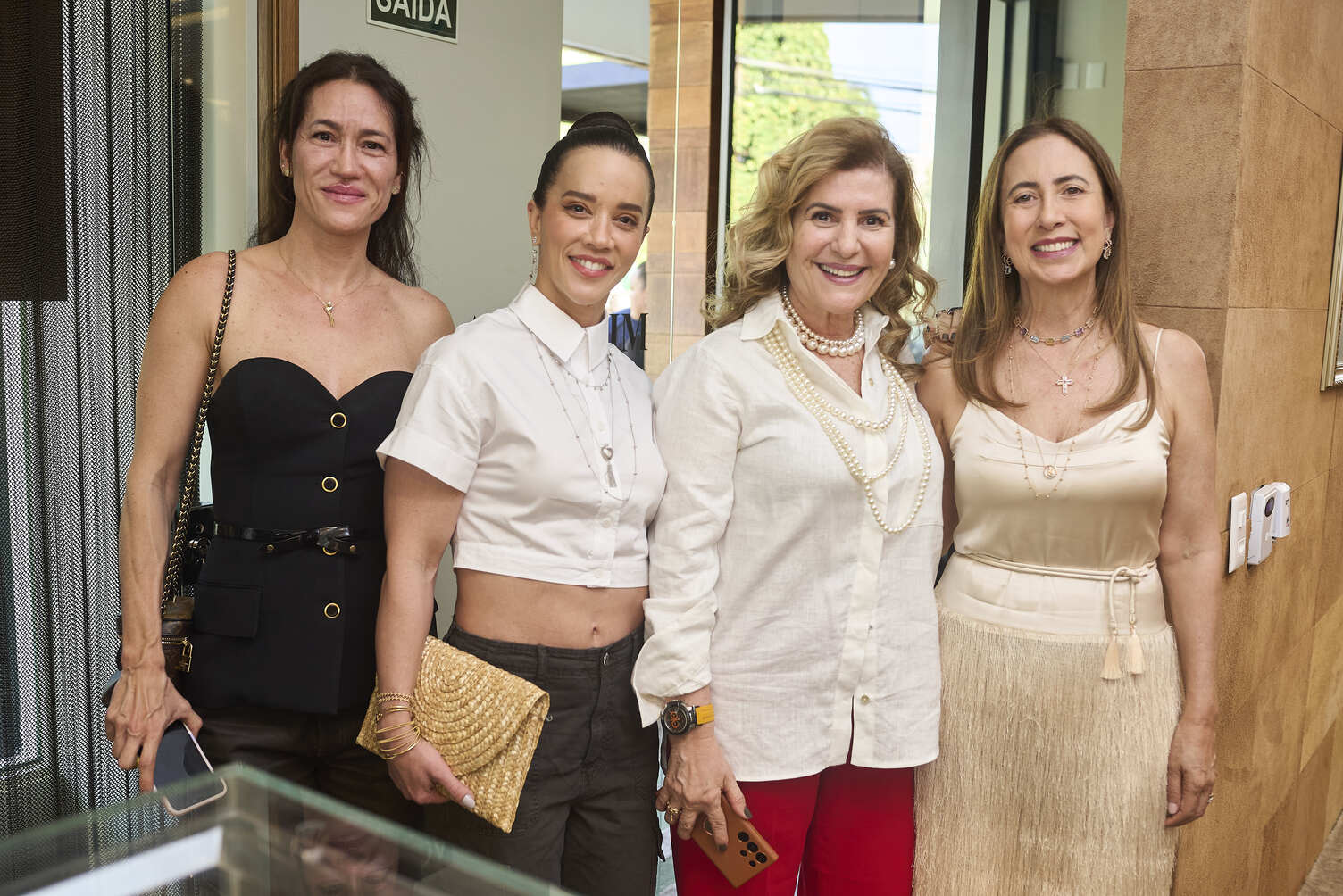 Flavia Lima, Pauline Koenigkan, Selma Moraes e Carla Amorim