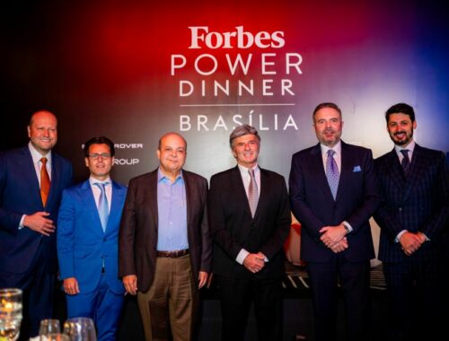 Com noite badalada, Nelson Wilians Group sedia o primeiro Forbes Power Dinner em Brasília