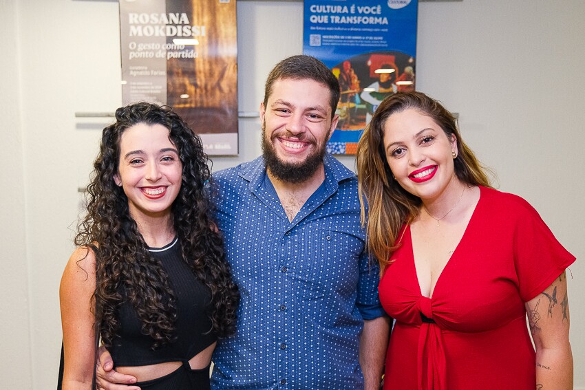 Iolanda Carvalho, Enzo Menezes e Camila Pires