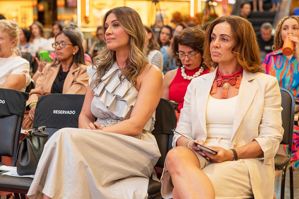 Karine Lima e Paula Santana