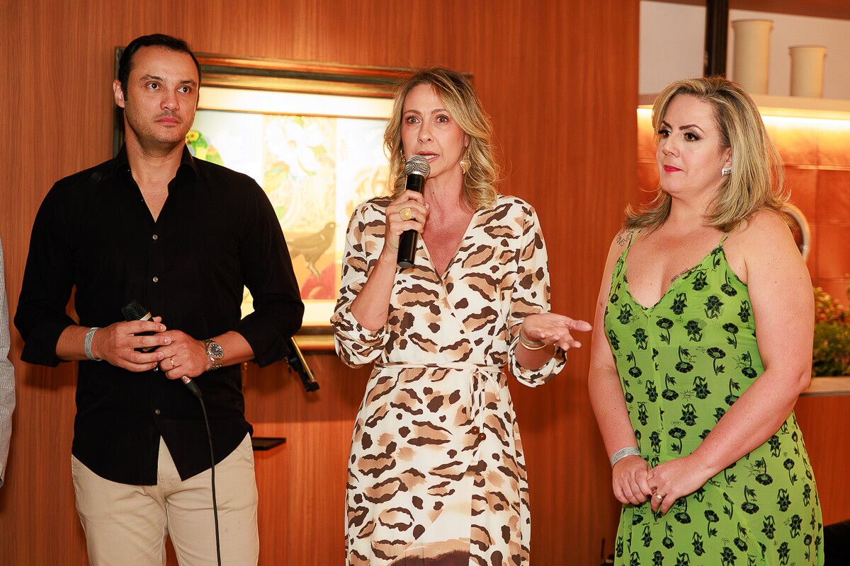 Leandro Silvério, Mariana Leal e Chiara Brandão