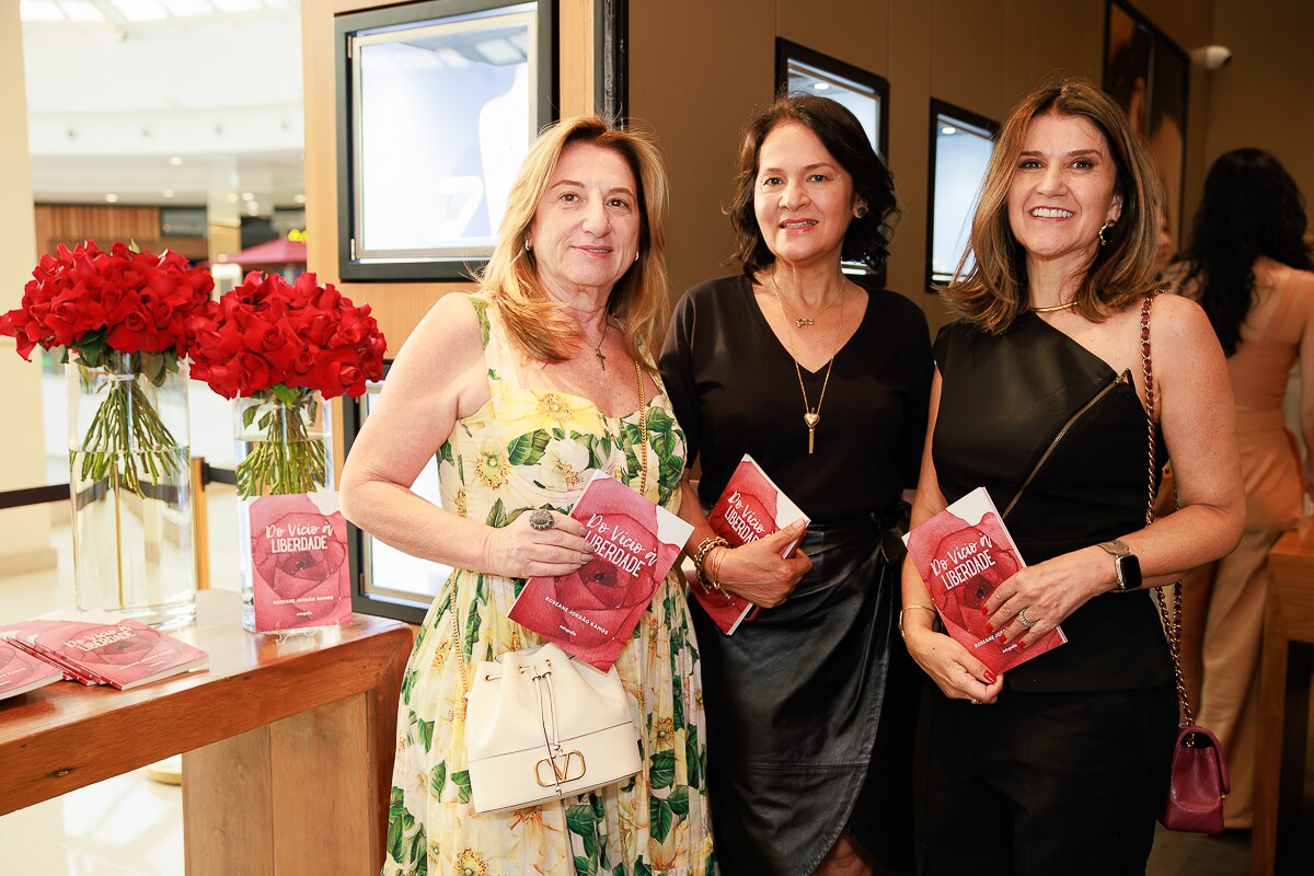 Lúcia Bittar, Magnólia Mendes e Lara Calaço