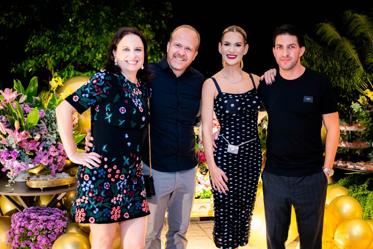 Patrícia Baeta, Fabrício Barros, Mariana Arraes e Cristiano Araújo