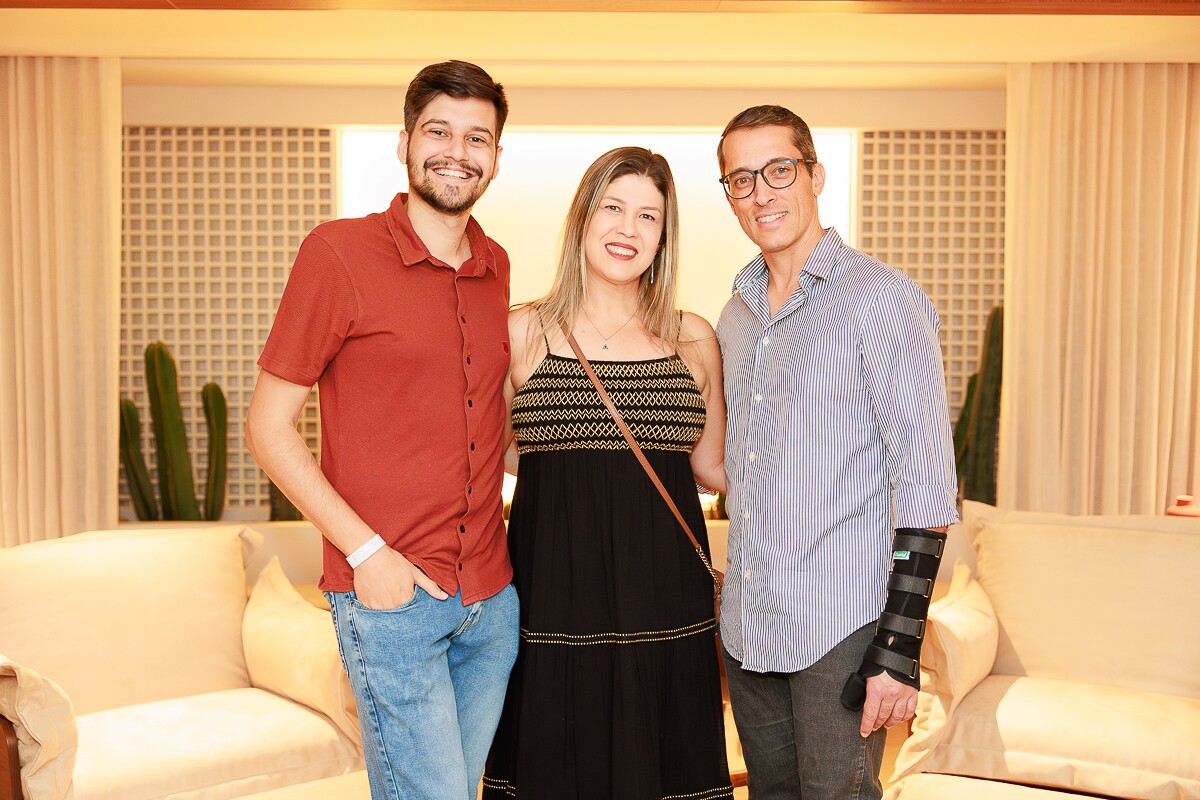 Pedro Andrade, Sandra Aparecida de Oliveira e Roberto Vieira