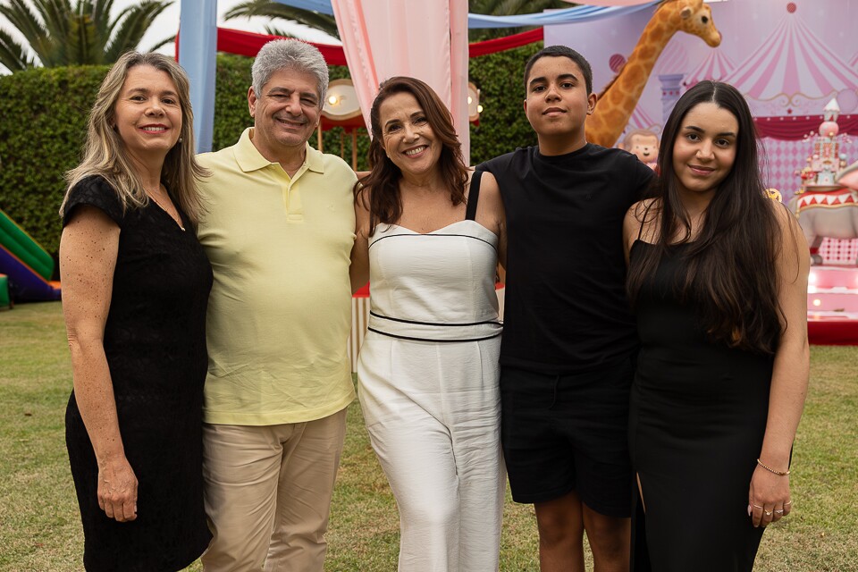 Vanessa Mendes, Marcelo Mesquita, Ana Claudia Mesquita, Pedro e Vitória Mendes