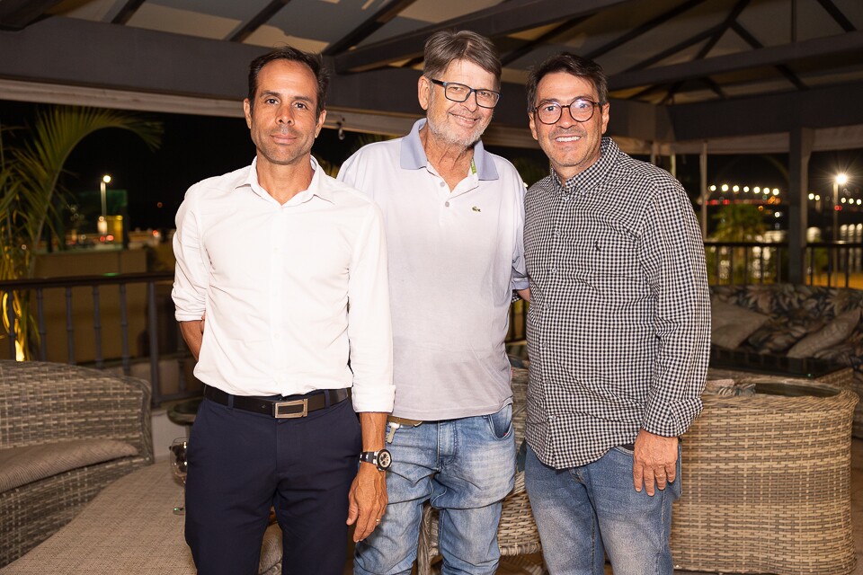 Victor Meira, Ronald Van De Kamp e Rafael Badra