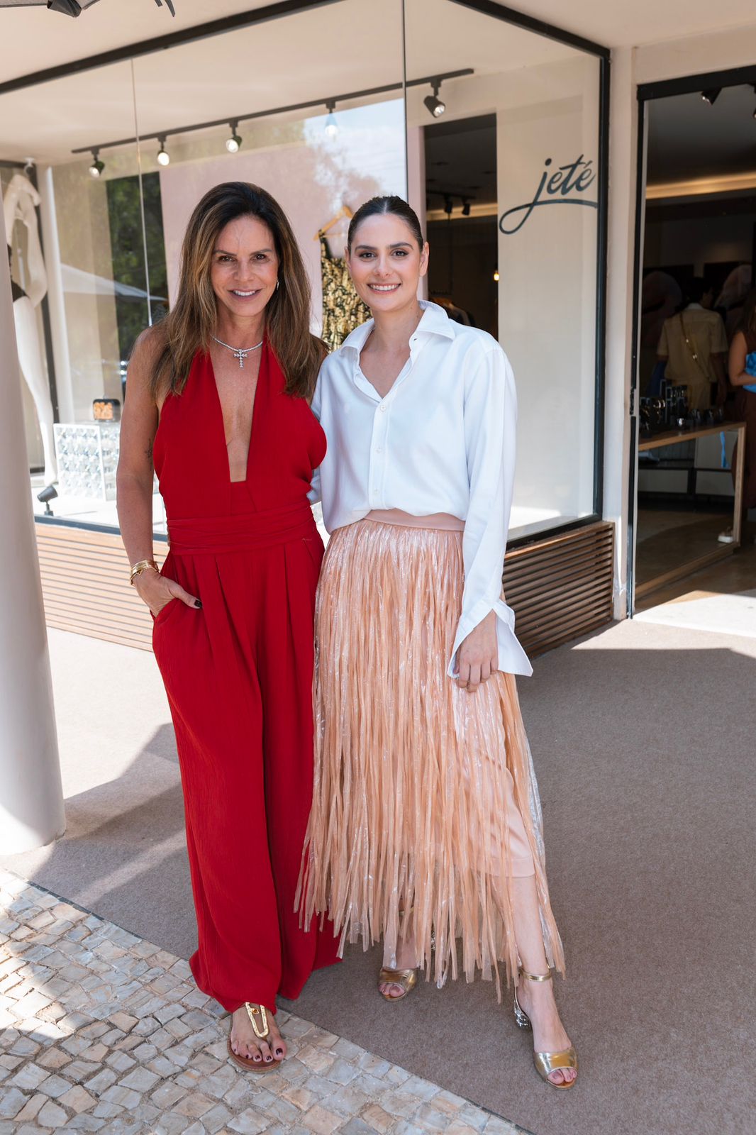 Claudia Salomão e Raquel Jones