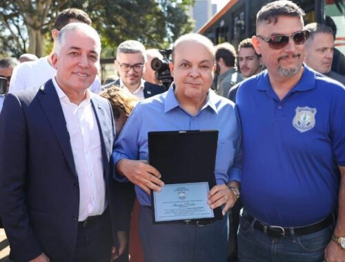 Ibaneis Rocha é premiado pelos servidores da carreira do transporte urbano