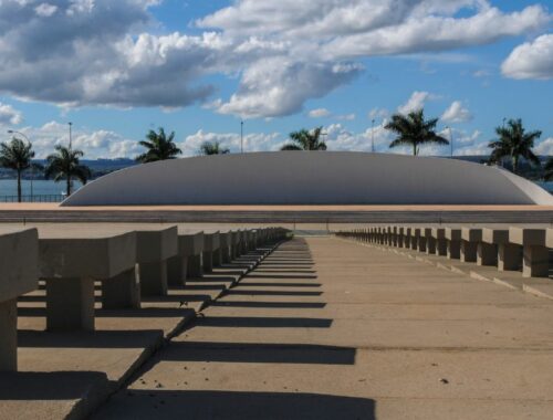 Concha Acústica: espaço projetado por Niemeyer une arquitetura, música e natureza