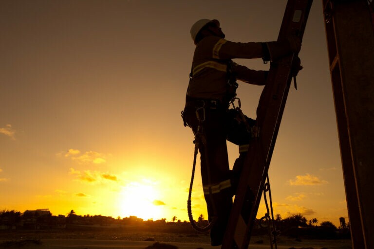 Manutenção | Foto: Flickr Neoenergia Oficial