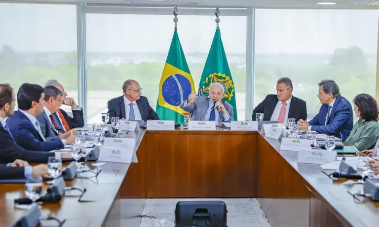 Reunião de ministros