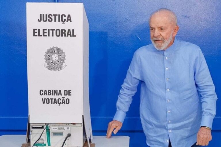 Apesar de morar em São Paulo (SP) desde 2022, Lula não transferiu o domicílio eleitoral para a capital paulista | Foto: Ricardo Stuckert/ PR