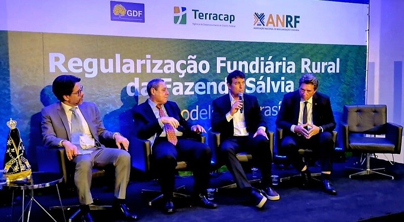 Carlos Henrique, Jurídico da Terracap, Mario William - ABNT, Guilherme Cunha Costa - ANRF e Dr Juliano Villa Verde | Foto: Divulgação