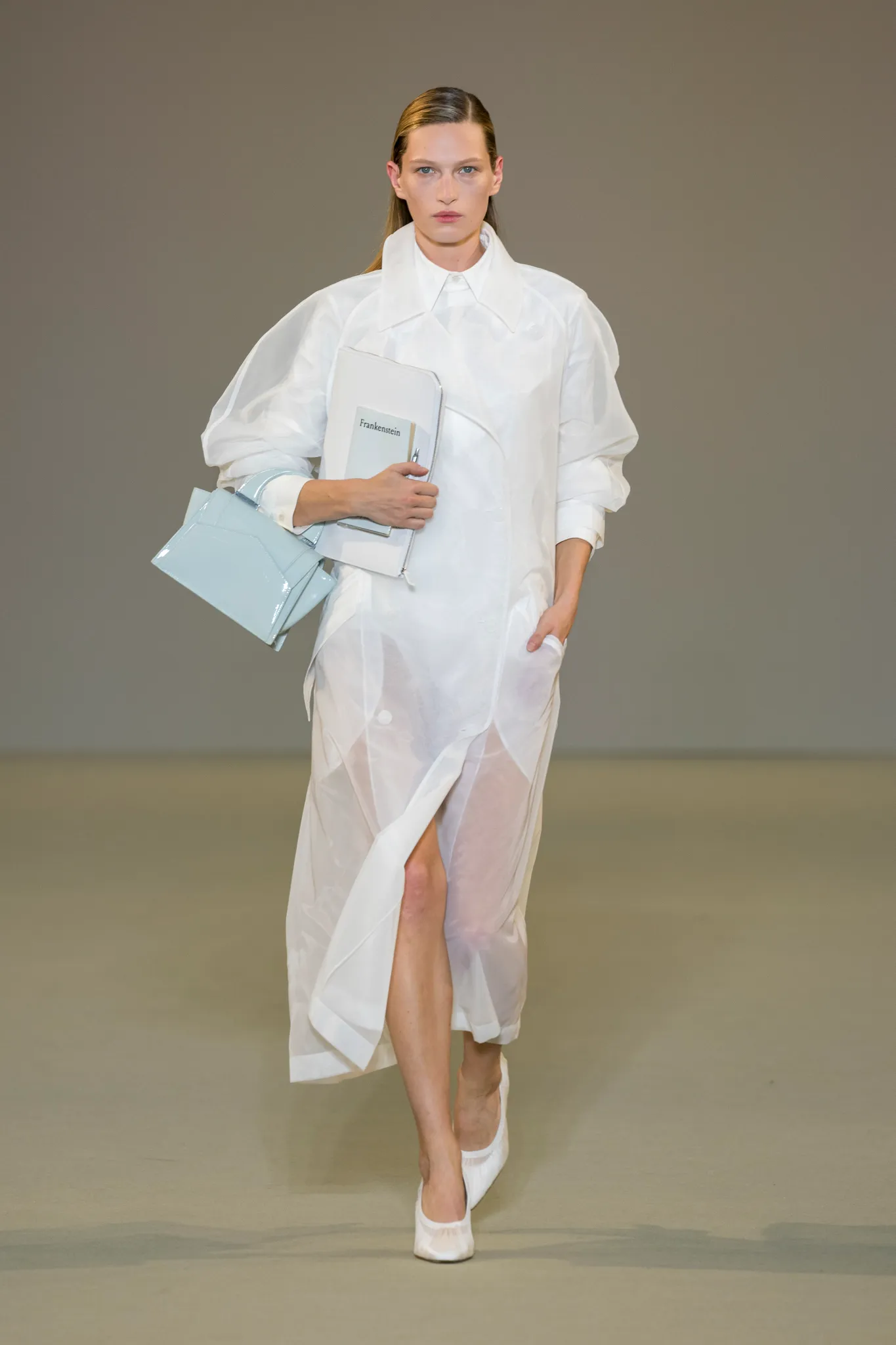 Del Core primavera-verão 2025 ready-to-wear