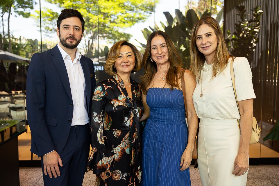 Francisco Finocchiaro, Satomi Nanba, Regiane Innecco e Ana Claudia Carneiro