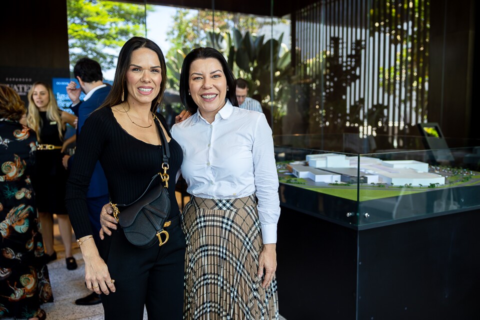 Juliana Ingles e Juliana Queiroz