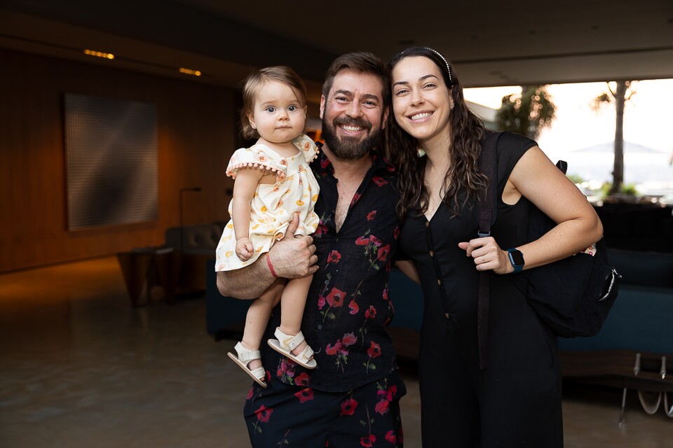 Martina, Gustavo e Viviane Alencastro Veiga