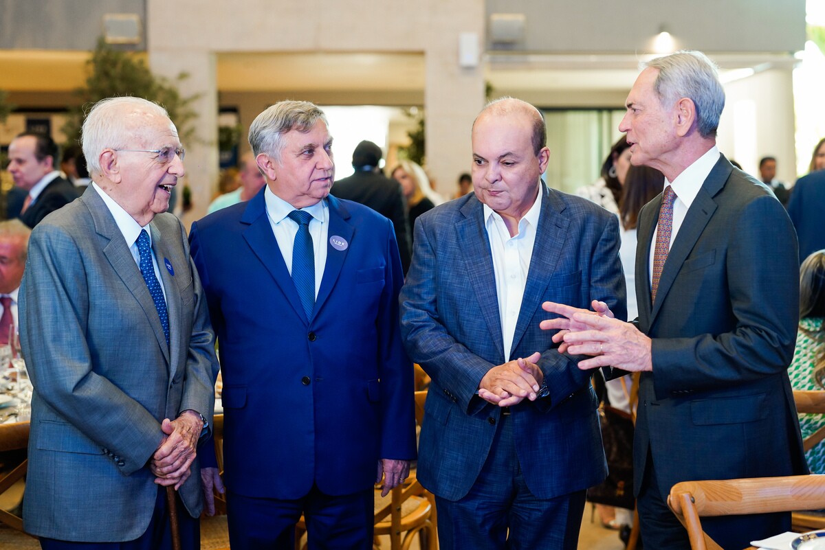 Osório Adriano, Izalci Lucas, Ibaneis Rocha e Paulo Octávio