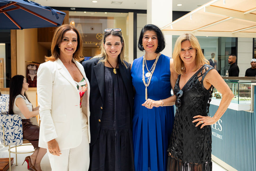 Paula Santana, Vivian Sotocórno, Beatriz Guimarães e Cláudia Maldonado