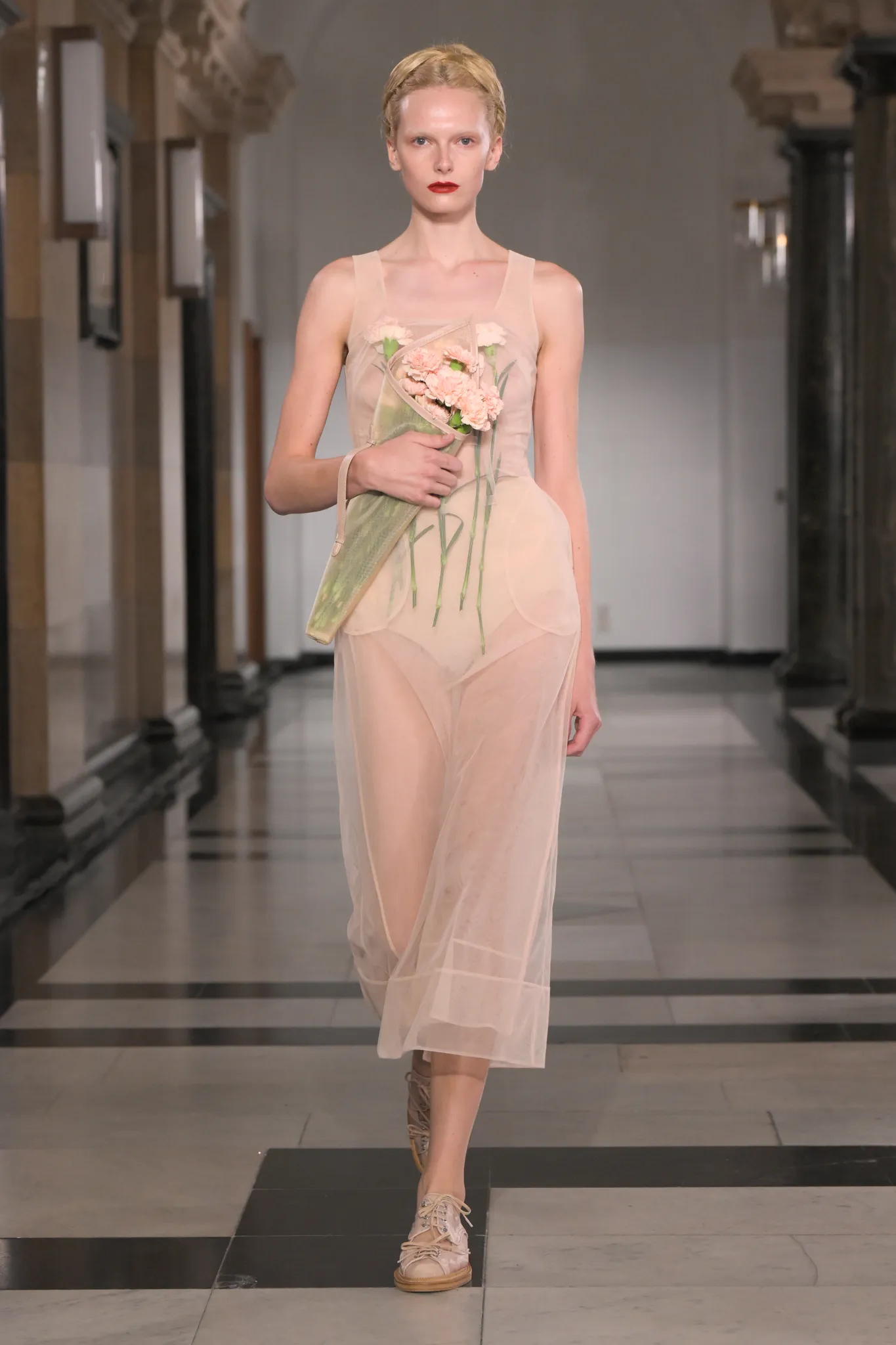 Simone Rocha primavera-verão 2025 ready-to-wear