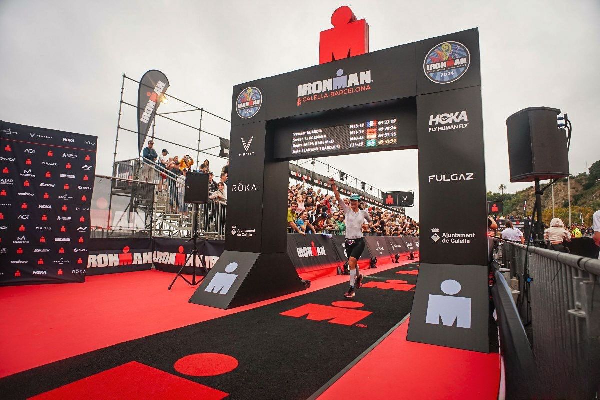 Julia Traboulsi vence Ironman na Espanha