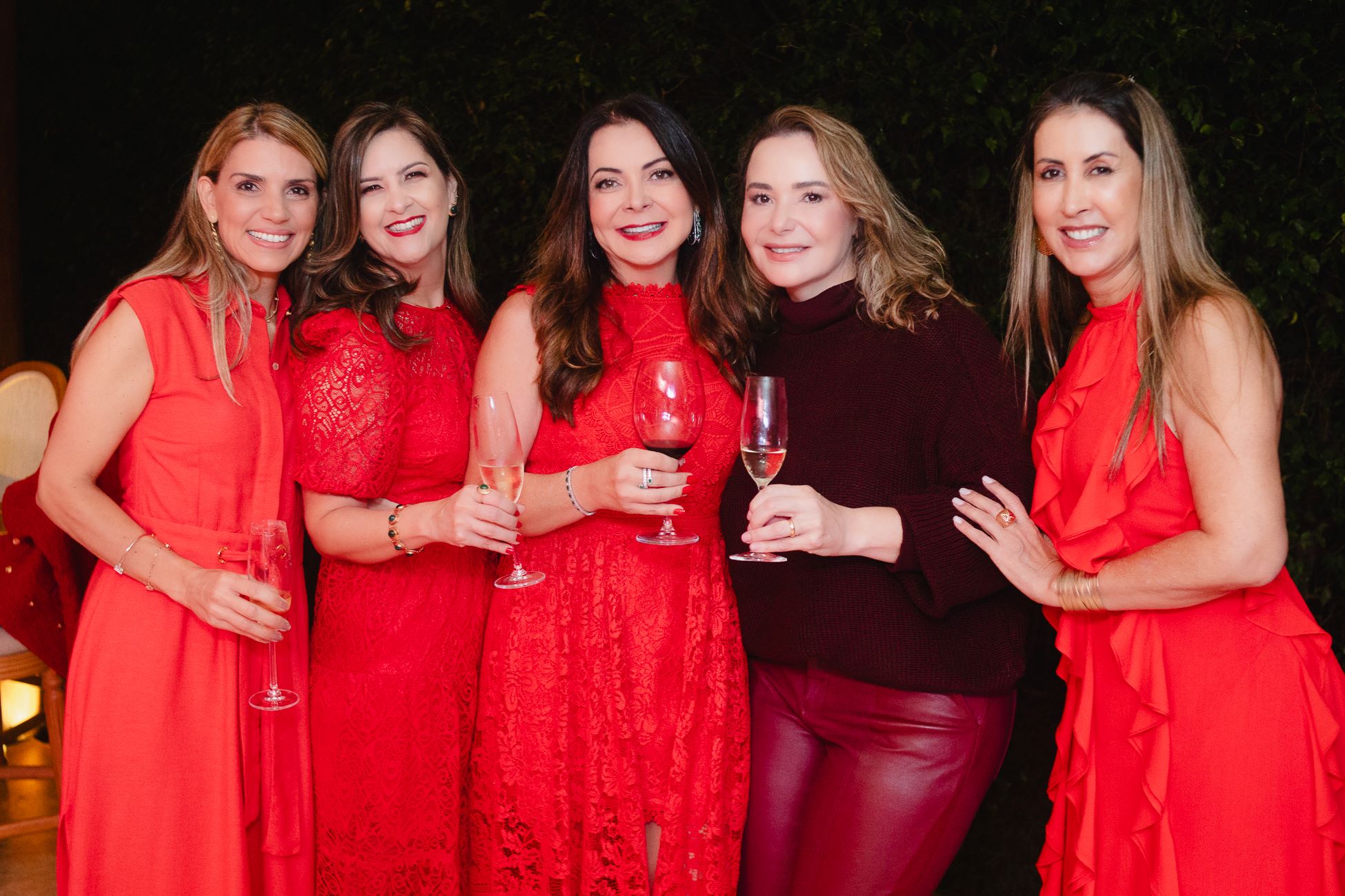 Renata Estrela, Beatriz Duarte, Ana Kelly, Marcela Matheus e Flávia Freitas