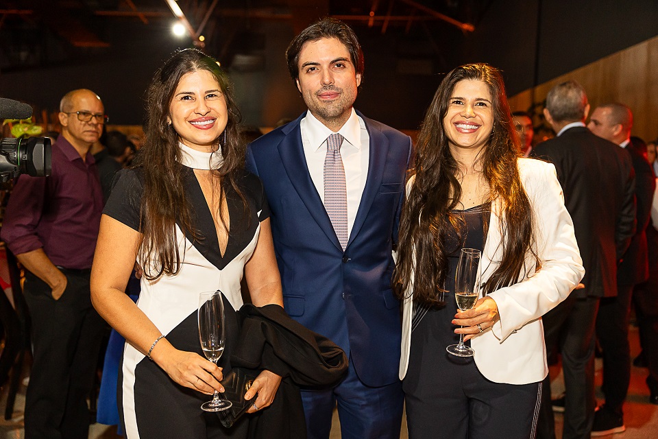 Daiane Nasteoli, Andre Kubitschek e Daiana Maia