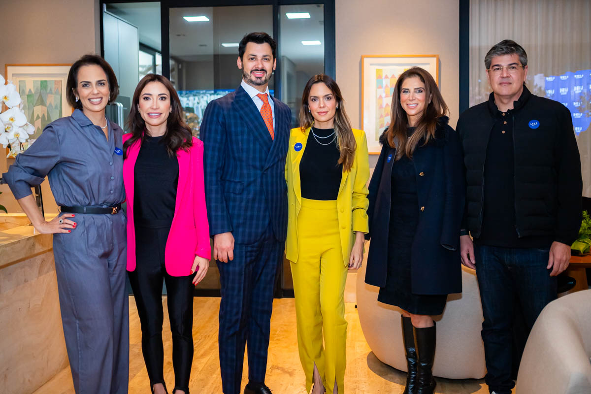 Fernanda Sabino, Carol Mendes, Fernando Cavalcanti, Raphaela Neves, Juliana Sabino e Bené Oliveira