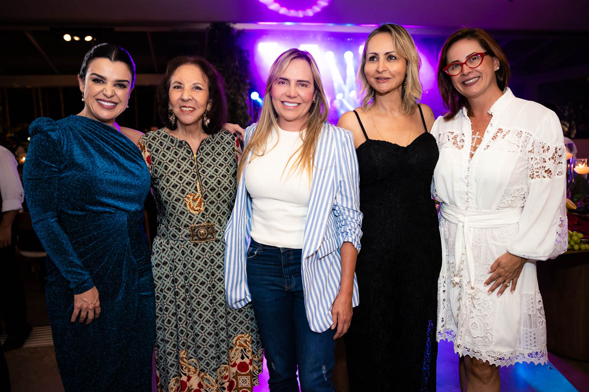 Gisele Ferreira, Maria de Lourdes Abadia, Celina Leão, Jaqueline Roriz e Rose Rainha