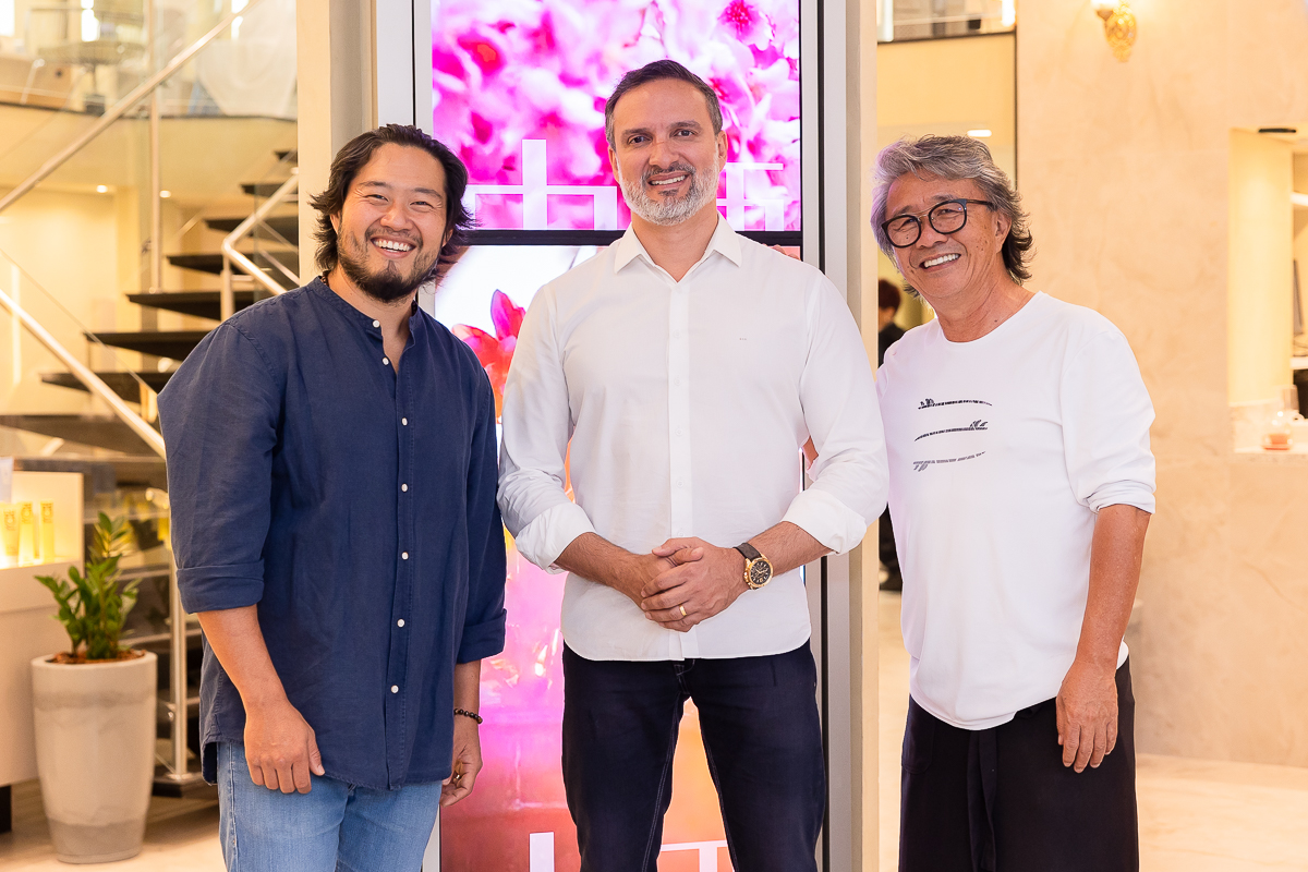 Gustavo Nakanishi, Ricardo Vieira e Helio Nakanishi