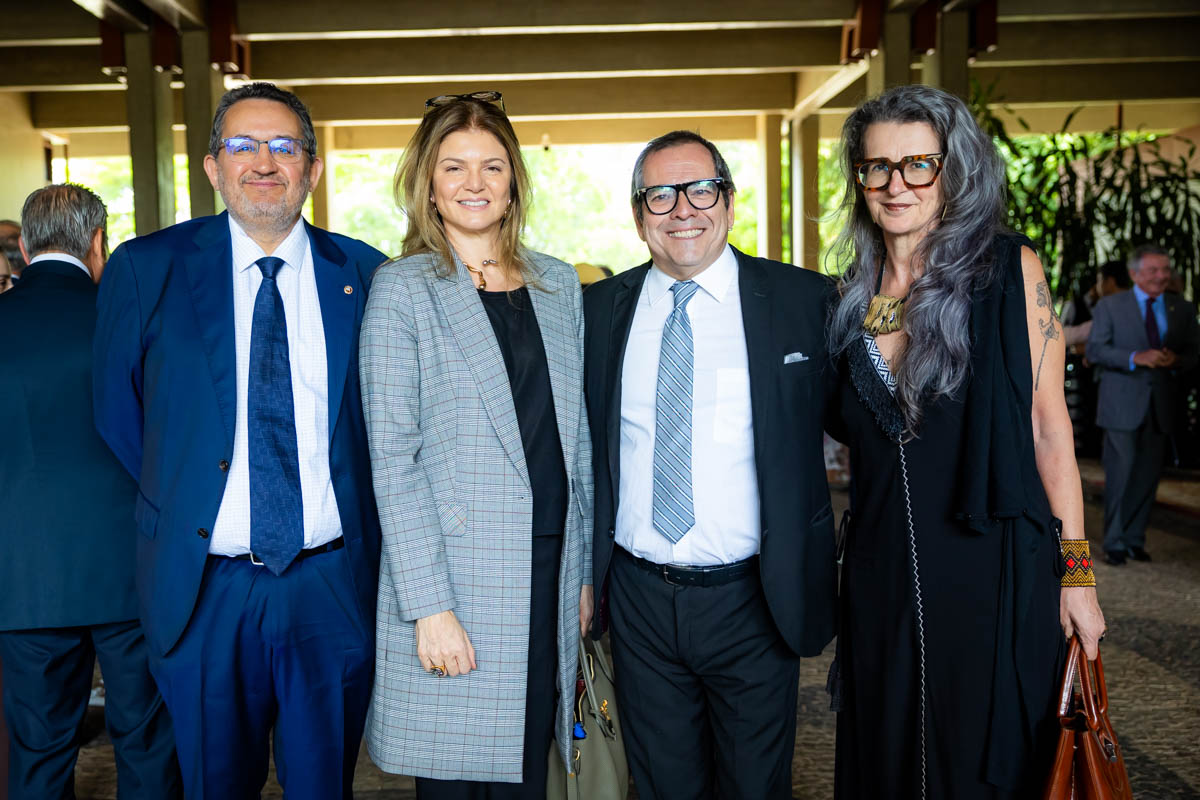 Sebastião Vieira Caixeta, Adriana Augusta Souza, Adriano Siri e Sandra Lia Simon