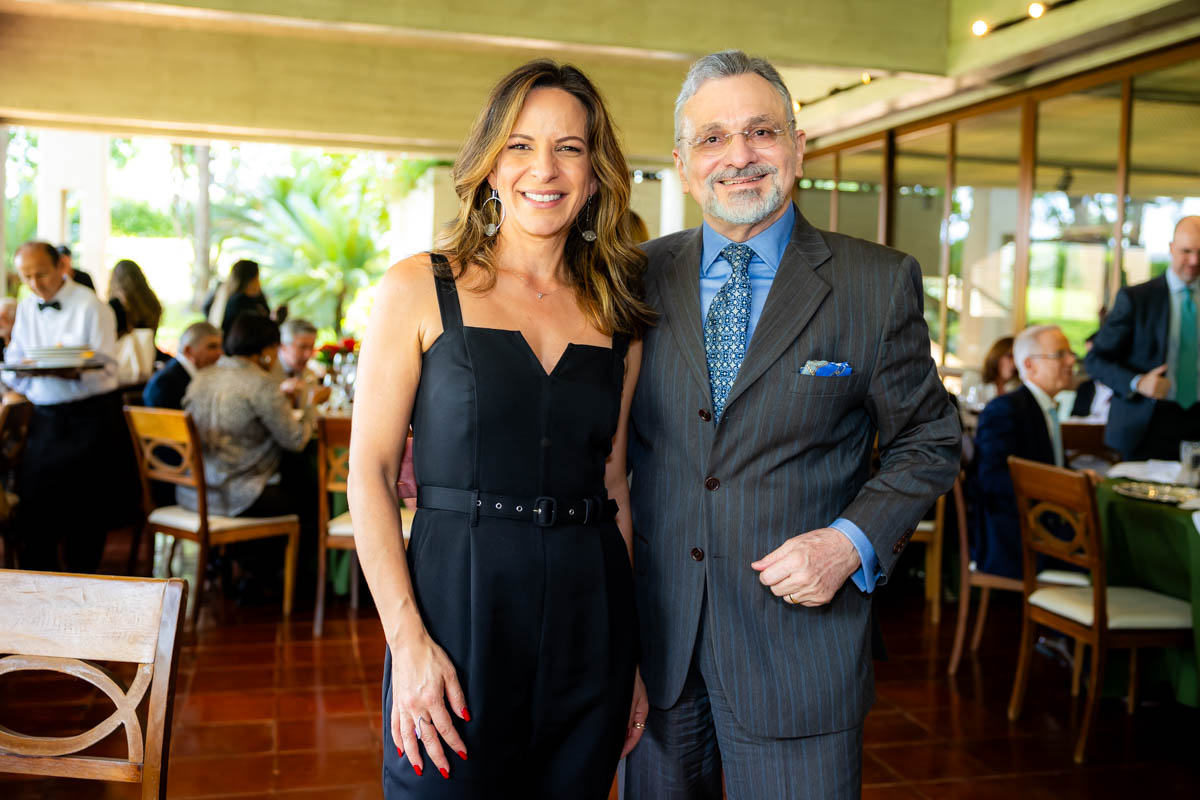 Viviane Costa e Luiz Afonso de Medeiros