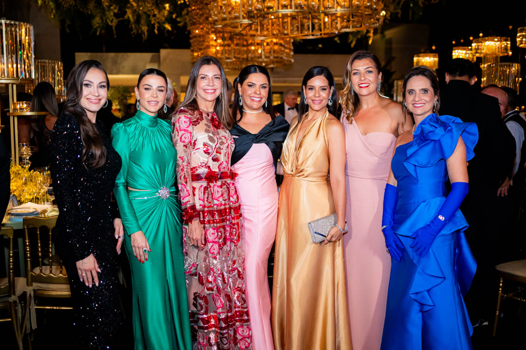 Yuliya Zubkova, Juliana Estrela, Anna Cristina Kubitschek, Daniela Perboni, Mayara Rocha Noronha, Margot Albuquerque e Candice Jobim