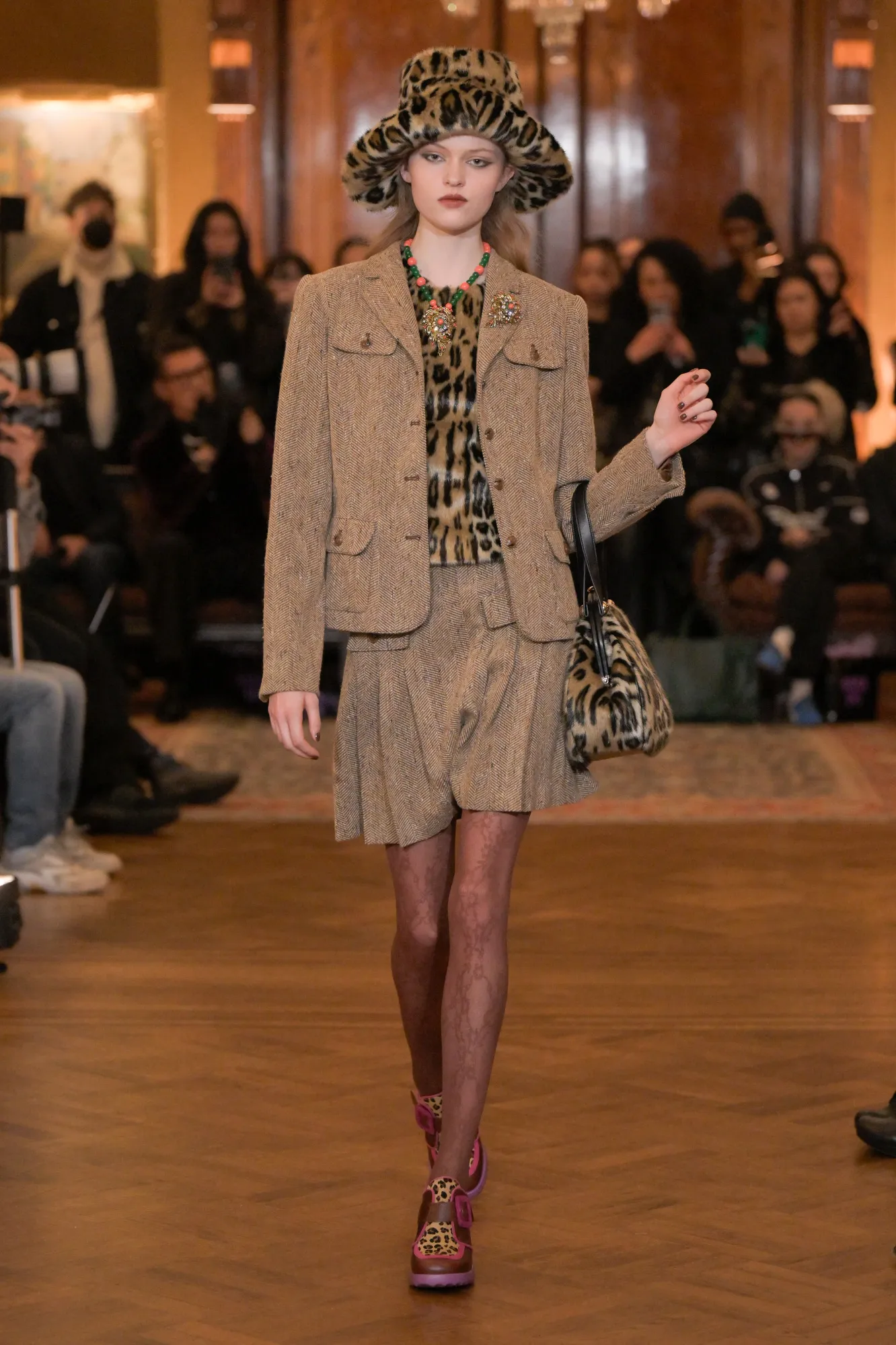 Anna Sui outono-inverno 2025 ready-to-wear