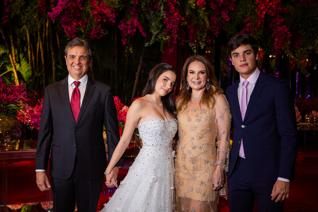 Arthur Cezar, Victoria Lira, Isabela Lira e Luiz Arthur Lira