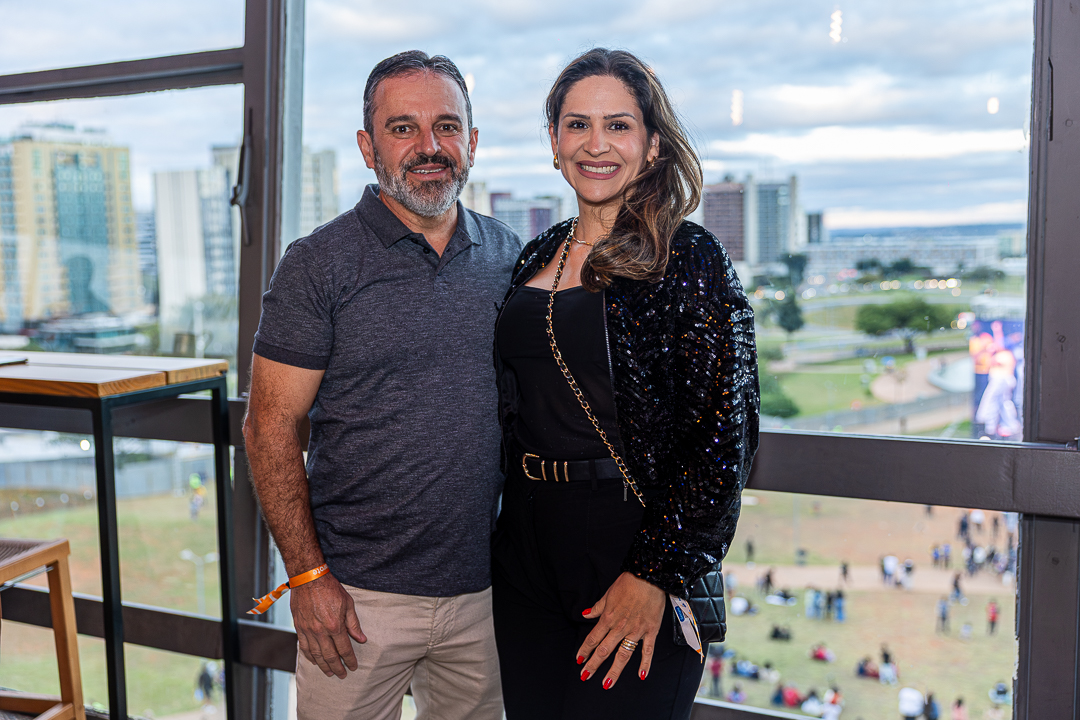 Gilvano Silva e Ana Paula Siqueira