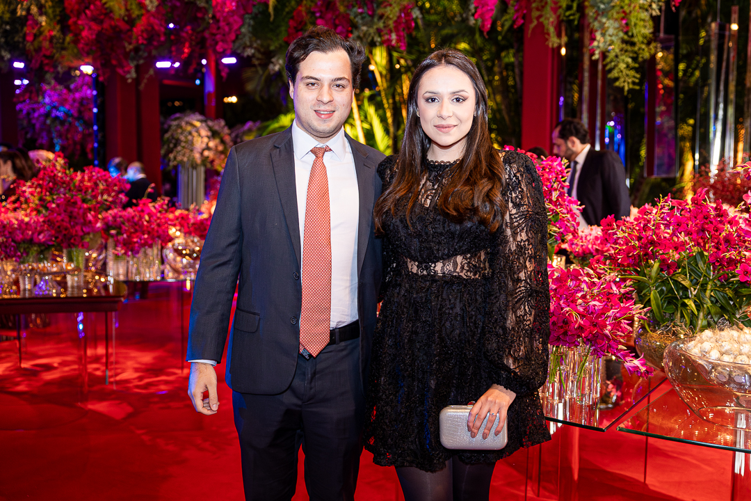 Lucas Garcia e Giovanna Oliveira
