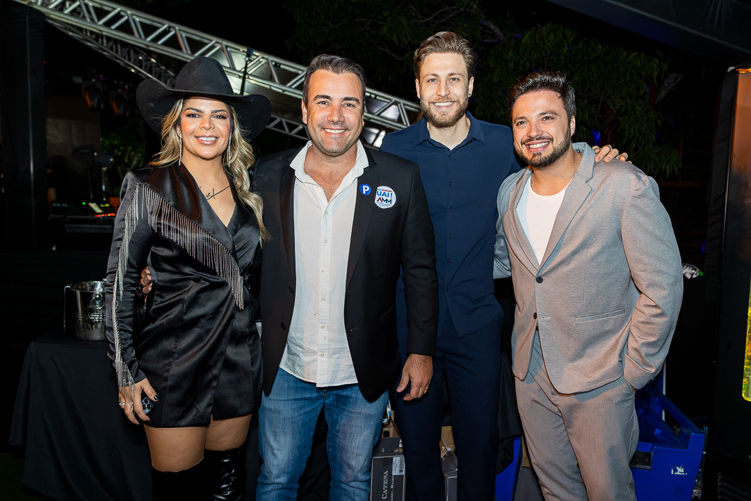 Paula Mattos, prefeito Neto (tupaciguara Mg), Vini e Lucas