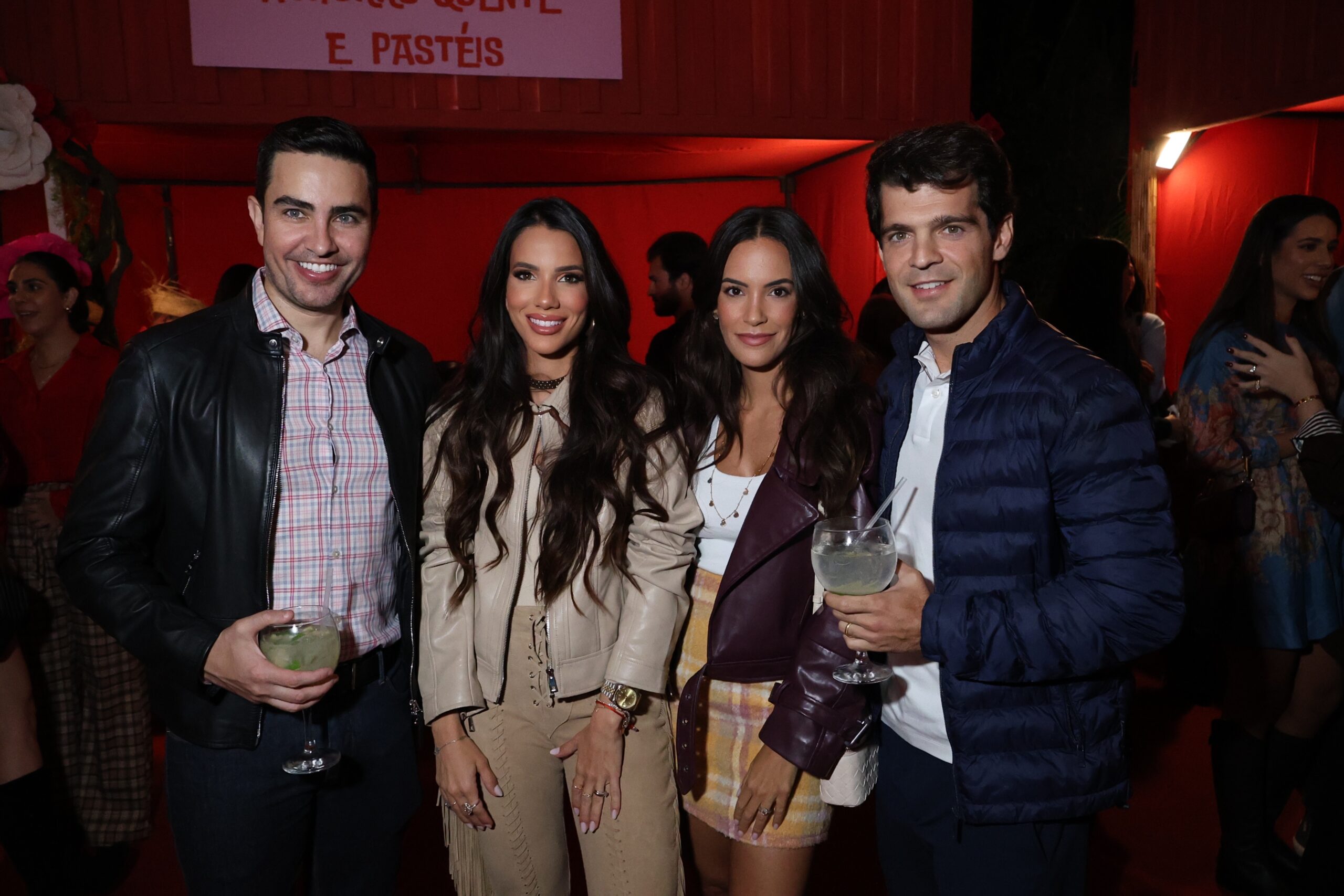 Bernardo Caiado, Luiza Nasser Caiado, Camila Nereu e Emanuel Sarkis