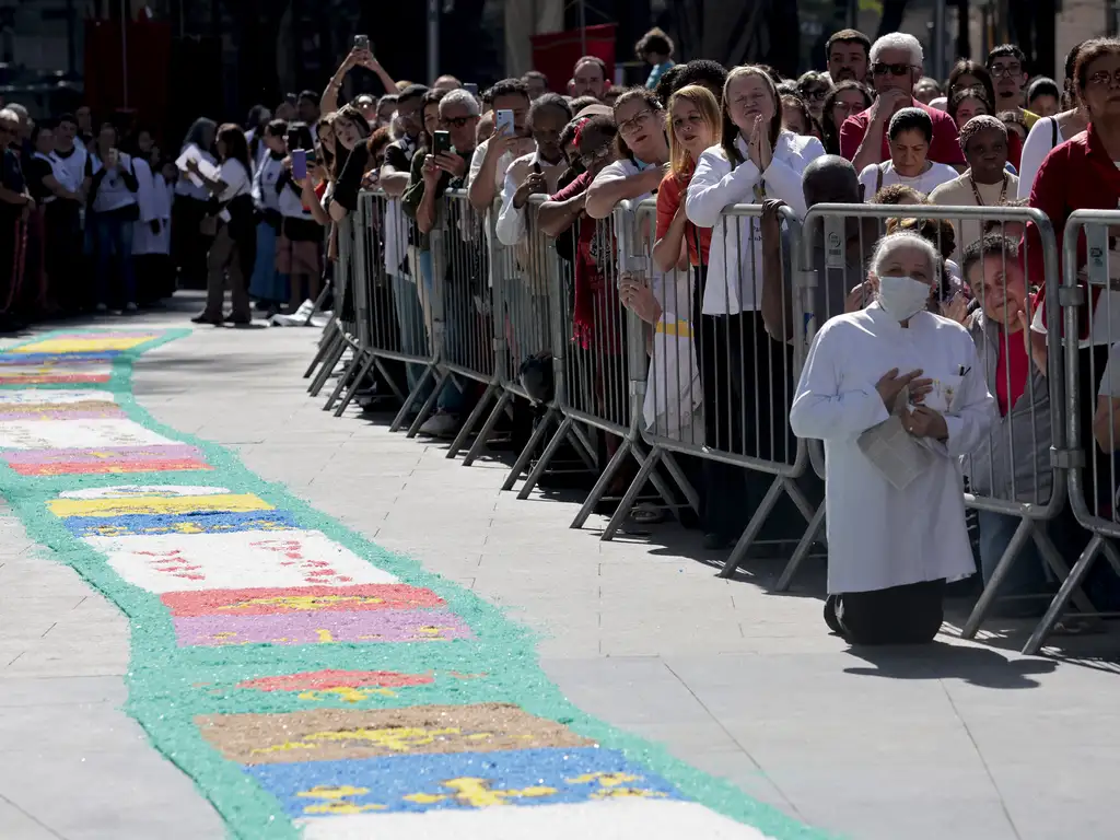 Tapetes de Corpus Christi marcam celebrações pelo Brasil