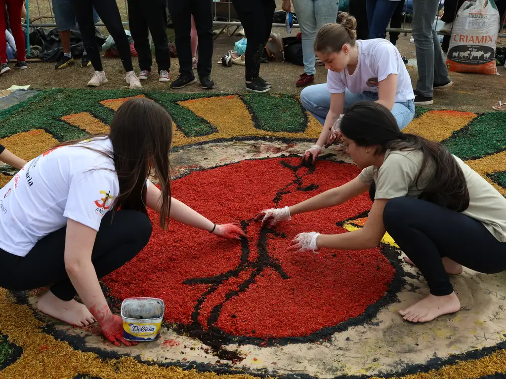 Tapetes de Corpus Christi marcam celebrações pelo Brasil