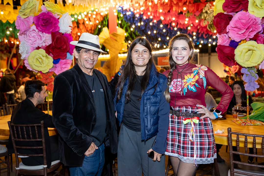 Márcio Cunha, Giulia Frazao Cunha e Maju Hosken
